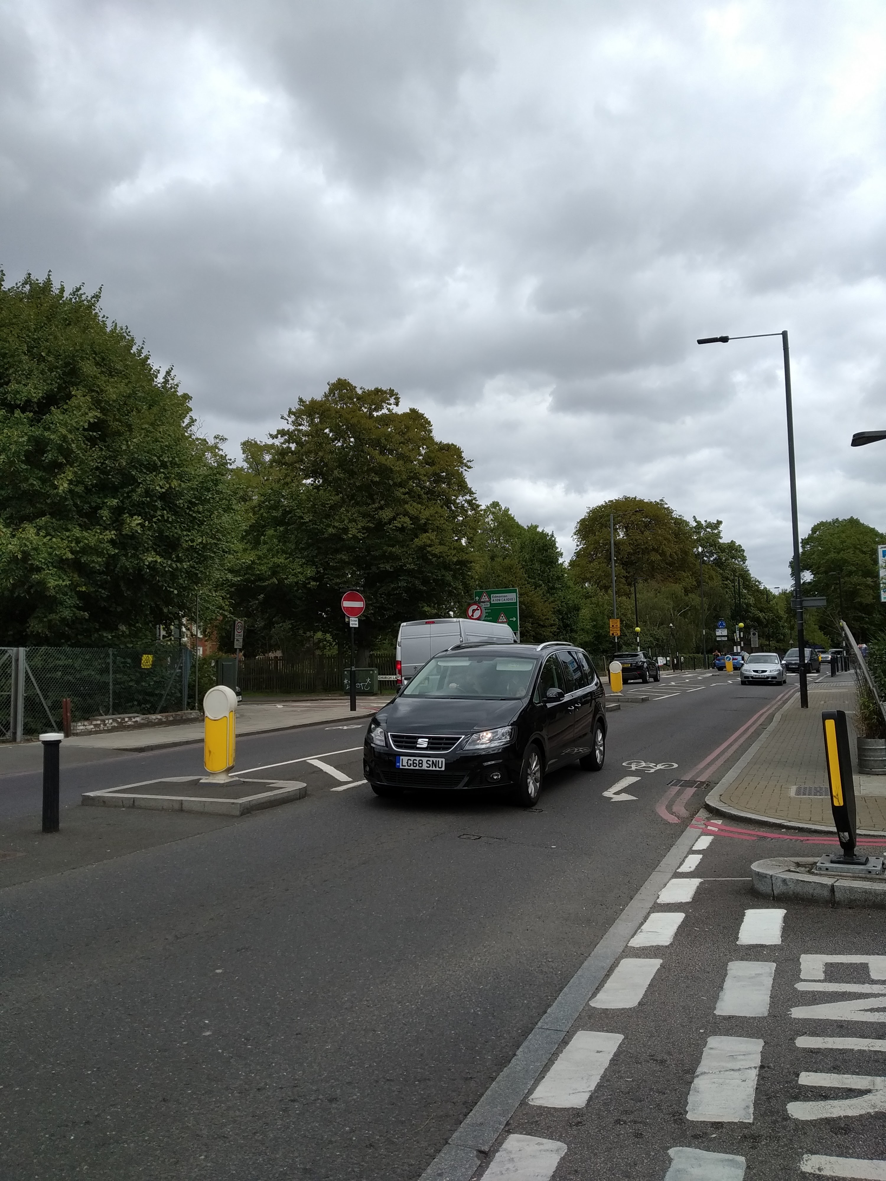 Cyclists need to cross two lanes of brisk traffic at Lordship Lane